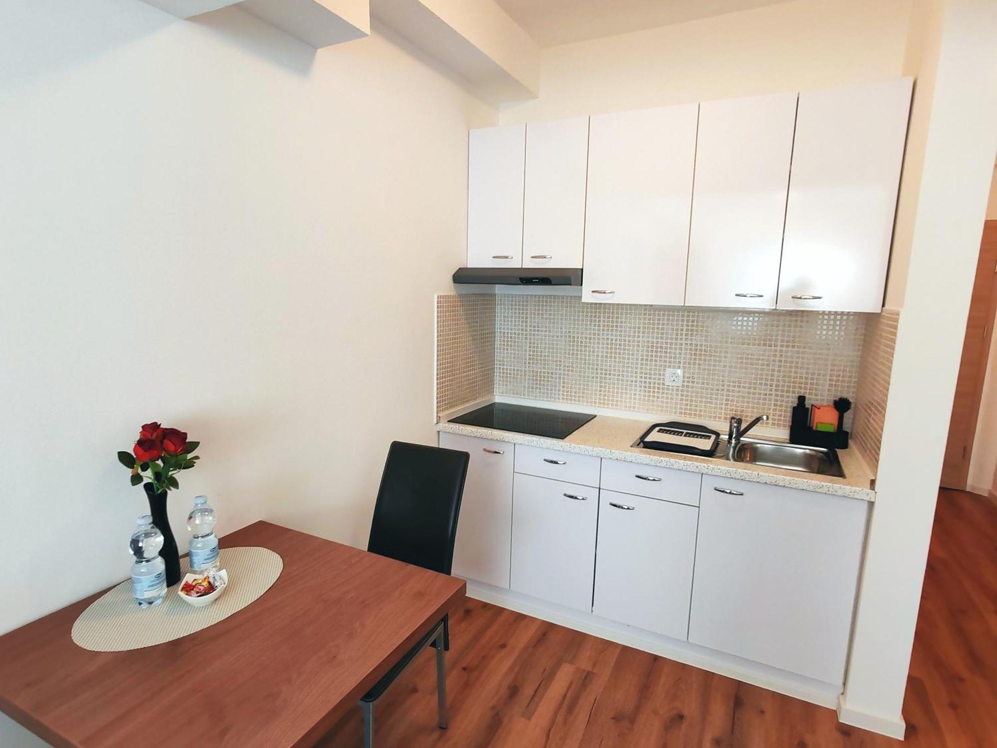 Lucky Center Ljubljana Apartment Екстериор снимка
